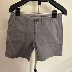DKNY gray shorts size 4